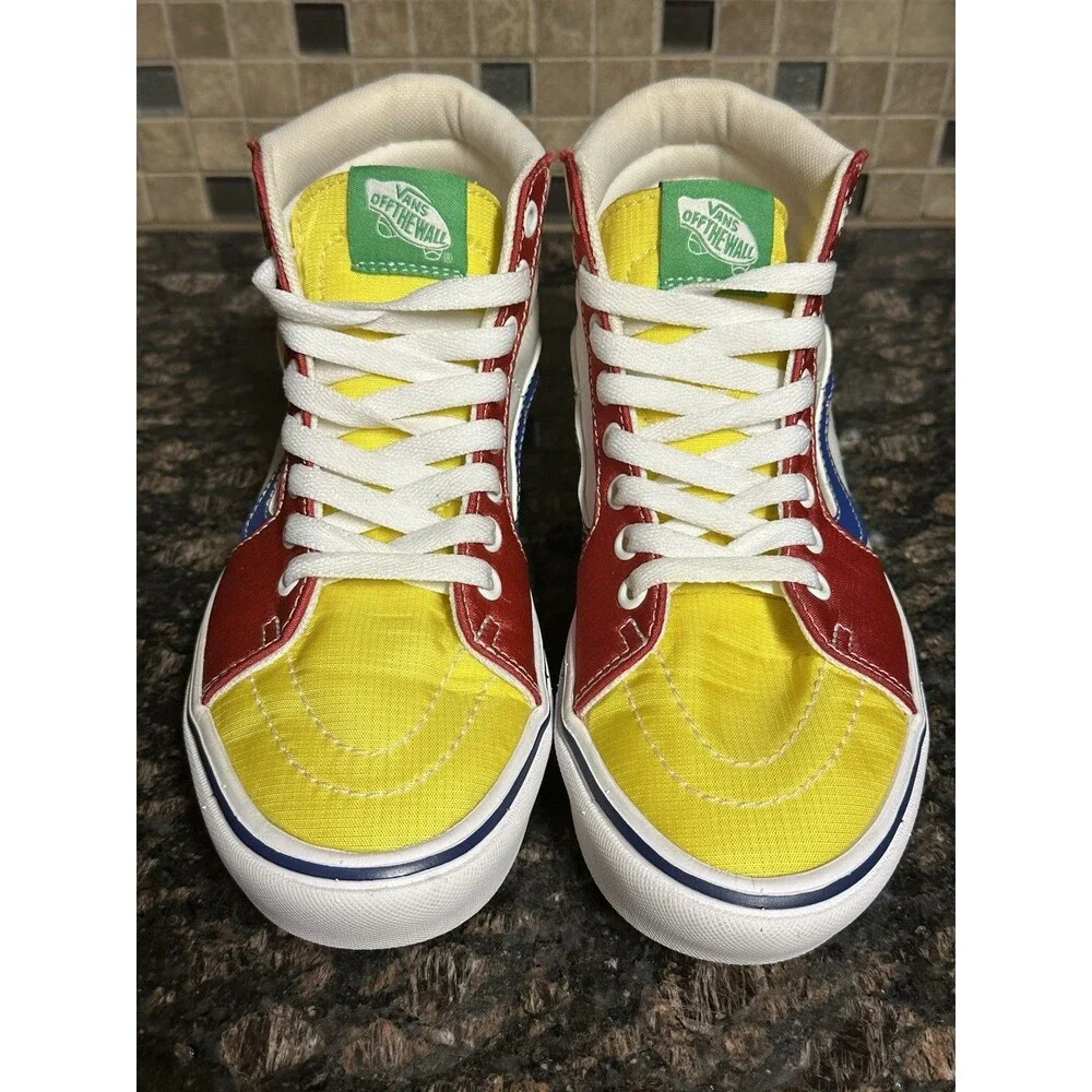 LIKE NEW VANS Youth Size 5 ComfyCush Old Skool SK8-Hi RetroMart Barcode Sneaker
